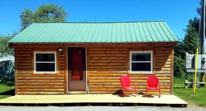 Berrys Motel (Orchard Motel, Orchard Grove Motel) - Web Listing (newer photo)